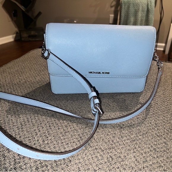 Michael Kors purse - Picture 2 of 4